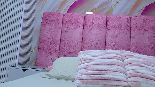 emmacurvy online show from 03/31/26, 03:08