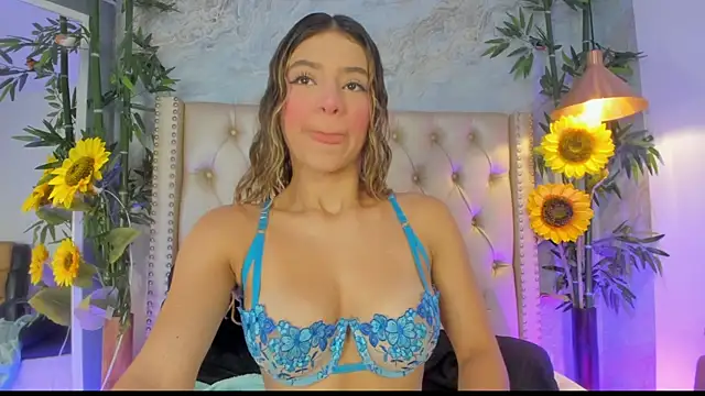 LittleeJaz online show from 12/13/25, 09:53