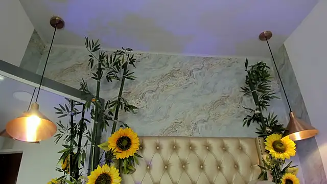 Snapshot of LittleeJaz chatting on 07/19/26, 02:37 LittleeJaz online show from 07/19/26, 02:37