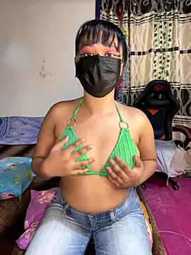 Ariana  Marie online show from 11/24/25, 05:34