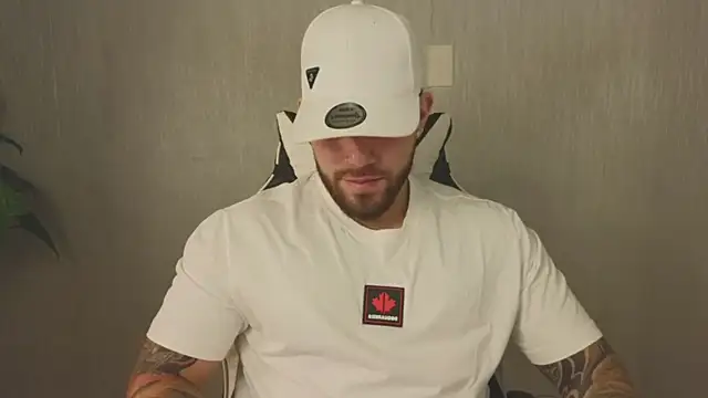 Ades Lowe online show from 11/06/25, 12:17