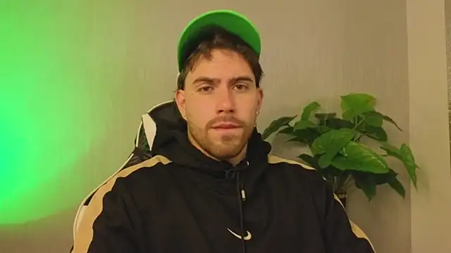 Ades Lowe online show from 12/18/25, 11:16