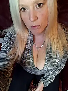 Bouncy-Bella28X online show from 02/20/26, 03:23