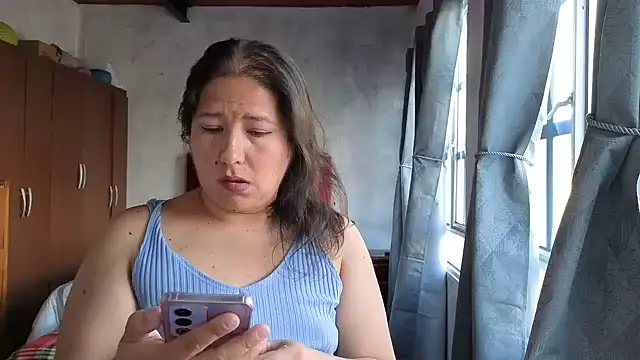 scarlett widow  online show from 04/02/26, 09:01