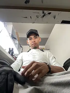 Oqui online show from 05/04/26, 07:32
