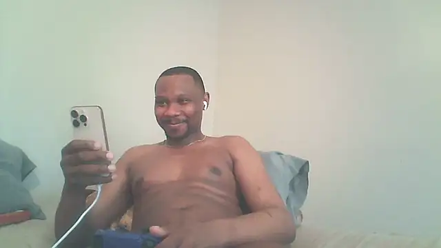 Snapshot of icysmoke2 chatting on 05/19/26, 11:33 icysmoke2 online show from 05/19/26, 11:33