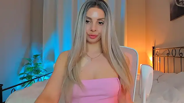 VelvetEliza online show from 10/07/25, 08:06