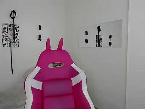 kendall-Jenner online show from 03/26/26, 05:51