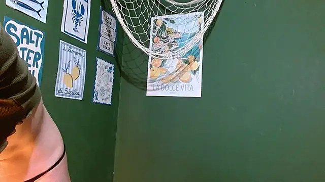 Roxiehood online show from 09/26/25, 02:15