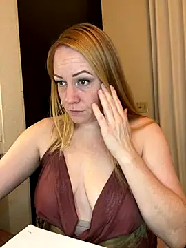 ChiliRoja online show from 11/22/25, 07:40