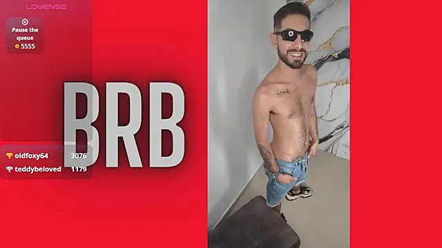 Snapshot of ReyPablo1 chatting on 09/15/25, 02:55 ReyPablo1 online show from 09/15/25, 02:55