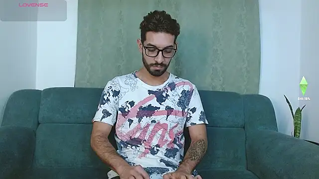 Snapshot of ReyPablo1 chatting on 10/09/25, 10:52 ReyPablo1 online show from 10/09/25, 10:52