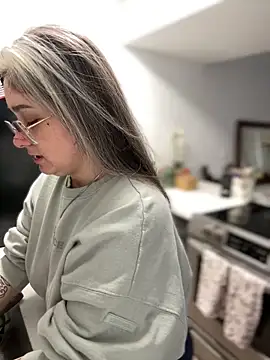 Alix Valentine online show from 09/26/25, 04:33