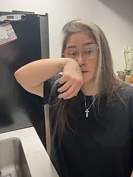 Alix Valentine online show from 10/01/25, 02:06