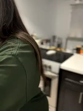 Alix Valentine online show from 11/06/25, 04:19