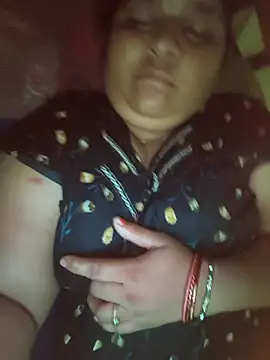 Villageanuty online show from 09/26/25, 02:04