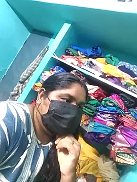 Villageanuty online show from 04/07/26, 09:21