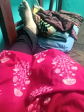 Villageanuty online show from 04/15/26, 08:43