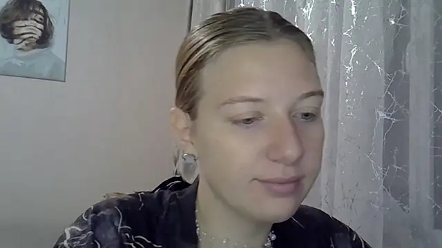 Lily Ember online show from 10/04/25, 07:23