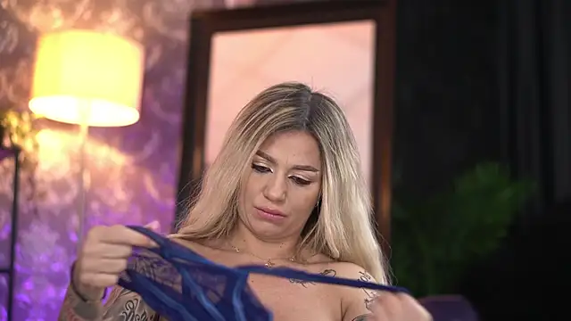 AlmaVelia online show from 01/12/26, 10:04