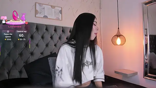 Anya Belth online show from 12/15/25, 08:02