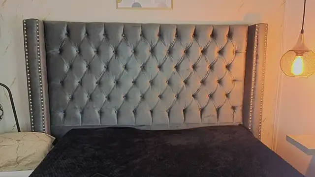 Anya Belth online show from 04/15/26, 07:32