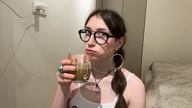 Kelly Berry   online show from 03/13/26, 06:03