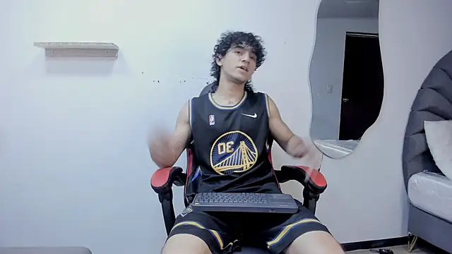 Snapshot of JackesTaylor chatting on 09/20/25, 05:41 JackesTaylor online show from 09/20/25, 05:41