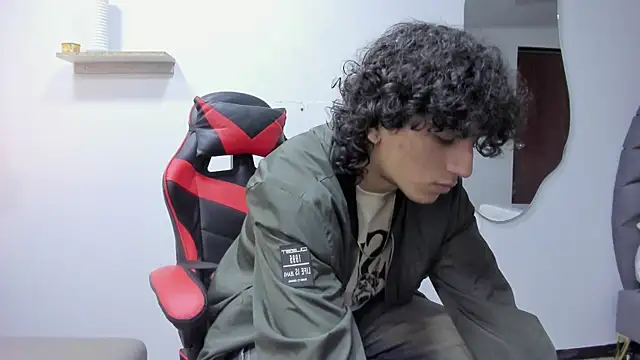 Snapshot of JackesTaylor chatting on 10/20/25, 05:08 JackesTaylor online show from 10/20/25, 05:08