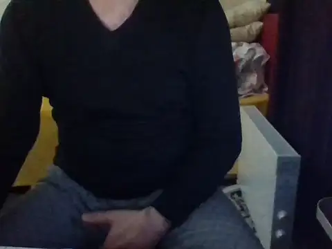 Snapshot of st206boy chatting on 10/01/25, 11:33 st206boy online show from 10/01/25, 11:33