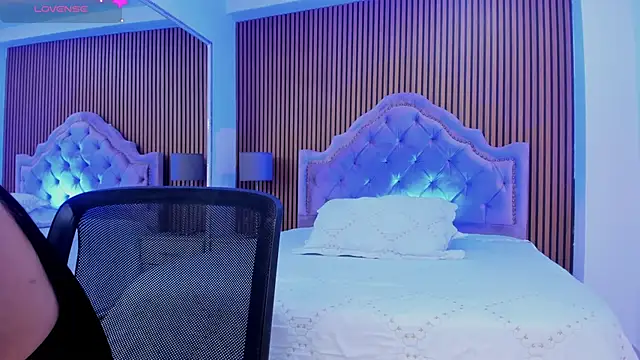 SelenaStonne online show from 11/23/25, 12:49