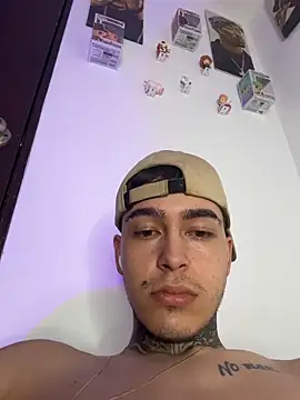 samm4044 online show from 04/16/26, 11:29