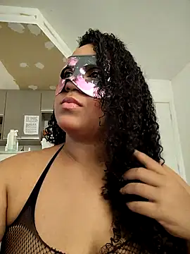 jadeamourim   online show from 10/02/25, 03:08