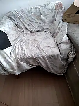 jadeamourim   online show from 11/10/25, 12:15