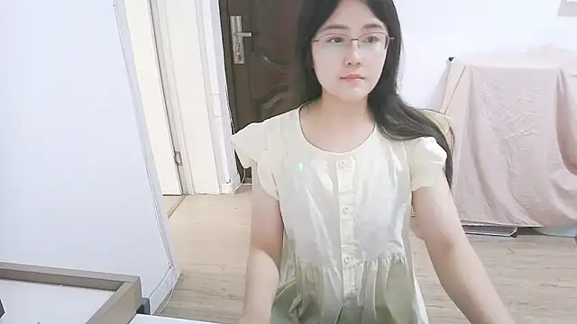 Snapshot of 98bunny chatting on 05/26/26, 02:29 98bunny online show from 05/26/26, 02:29