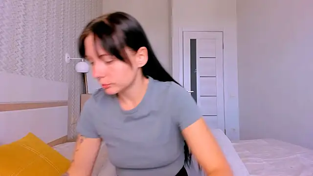 Elle Pearl  online show from 09/11/25, 06:13