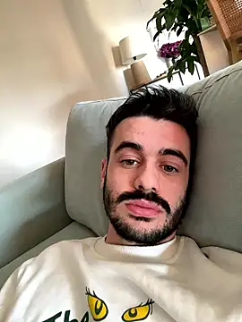 Snapshot of Carl242000 chatting on 01/13/26, 01:27 Carl242000 online show from 01/13/26, 01:27