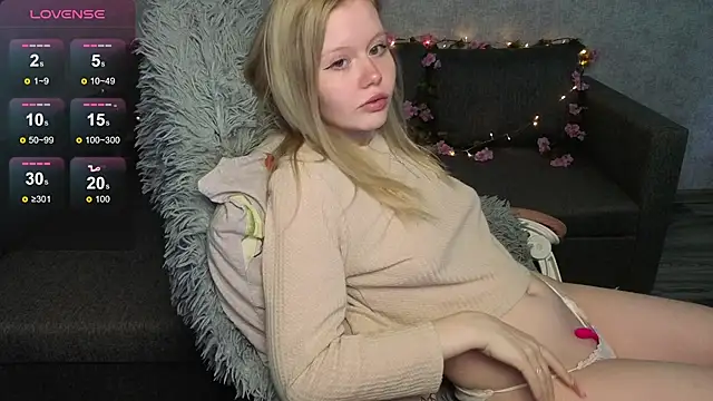 Snapshot of Wendy_228 chatting on 05/22/26, 01:13 Wendy 228 online show from 05/22/26, 01:13