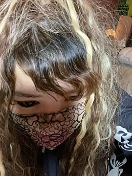 xoxLILxMELOxox online show from 10/04/25, 05:11