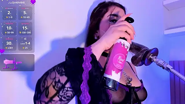 Snapshot of Amara_melodi chatting on 12/20/25, 07:26 Amara melodi online show from 12/20/25, 07:26