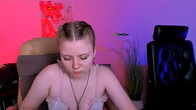 Snapshot of foxy_tease_ chatting on 11/20/25, 03:07 foxy tease online show from 11/20/25, 03:07