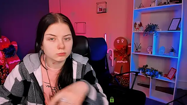 Snapshot of foxy_tease_ chatting on 01/11/26, 02:49 foxy tease online show from 01/11/26, 02:49