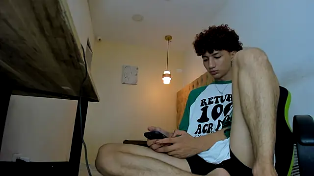 Darkknightx01 online show from 10/05/25, 01:26