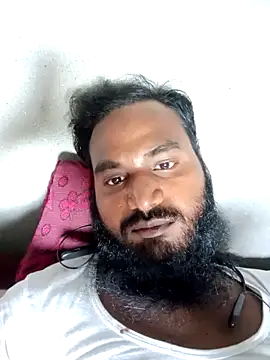 Snapshot of Raza7524 chatting on 09/18/25, 09:33 Raza7524 online show from 09/18/25, 09:33