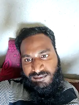 Snapshot of Raza7524 chatting on 09/21/25, 10:17 Raza7524 online show from 09/21/25, 10:17