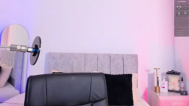 Taylormaxwell online show from 02/12/26, 08:04