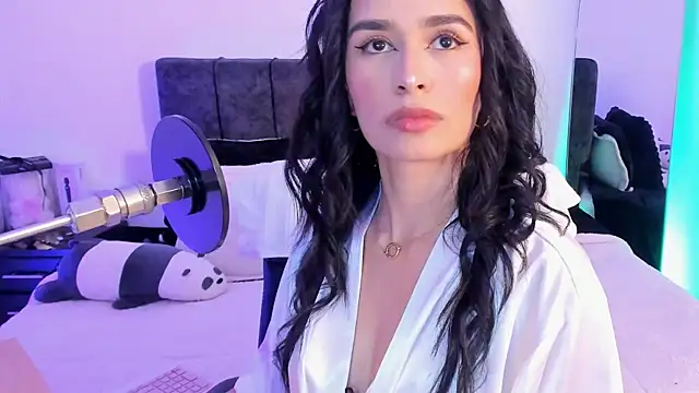 Taylormaxwell online show from 04/21/26, 08:12