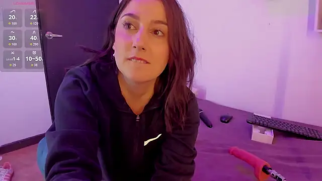 Samaraa Smith online show from 10/06/25, 12:02