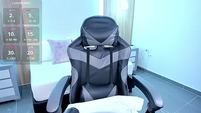 megara x  online show from 10/11/25, 02:11