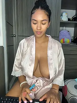 Mia sweet80 online show from 11/30/25, 04:16